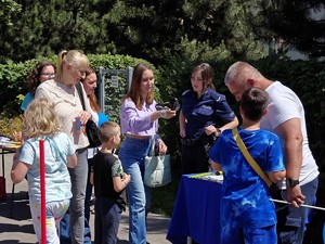 Policjanci na na Łaskim Dniu Profilaktyki.