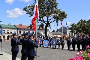 Policjanci na Międzypowiatowych Obchodach Święta Policji w Łasku.