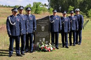 Policjanci na Międzypowiatowych Obchodach Święta Policji w Łasku.
