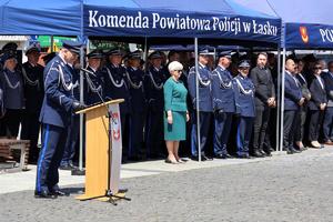 Policjanci na Międzypowiatowych Obchodach Święta Policji w Łasku.