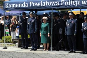 Policjanci na Międzypowiatowych Obchodach Święta Policji w Łasku.