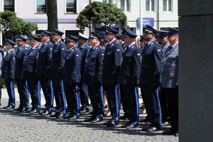Policjanci na Międzypowiatowych Obchodach Święta Policji w Łasku.
