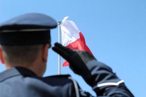 Policjanci na Międzypowiatowych Obchodach Święta Policji w Łasku.
