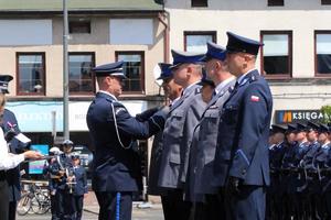 Policjanci na Międzypowiatowych Obchodach Święta Policji w Łasku.