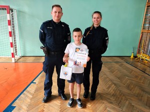 Laureaci konkursu plastyczno-filmowego.