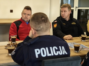 Spotkanie funkcjonariuszy.