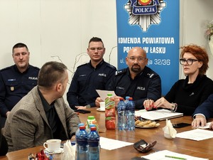 Debata w siedzibie Łaskiej Spółdzielni Mieszkaniowej.