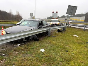 Zdarzenie drogowe na s8.