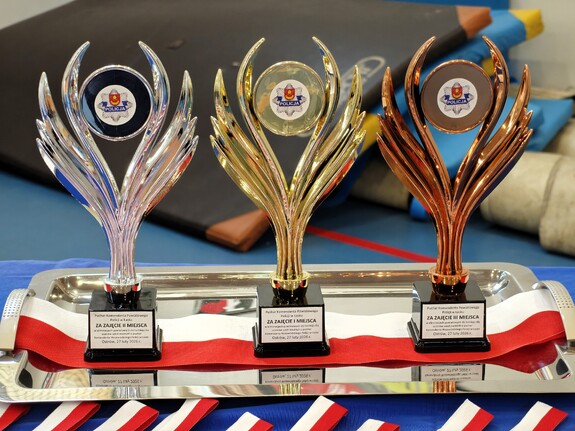 Powiatowy etap policyjnego turnieju dla uczniów szkół średnich.