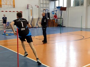 Powiatowy etap policyjnego turnieju dla uczniów szkół średnich.