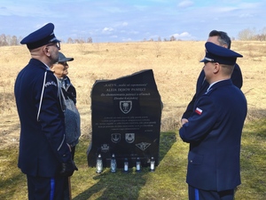 Oddali hołd funkcjonariuszom Policji Państwowej ofiarom Zbrodni Katyńskiej.