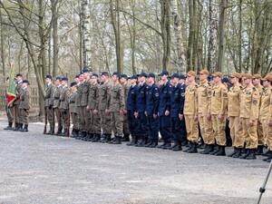 Pierwszoklasiści z Ostrowa złożyli uroczyste ślubowanie.