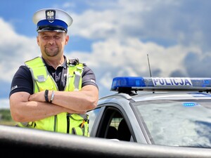 Policjanci zabezpieczali uroczystość przyjęcia samolotów F-35
