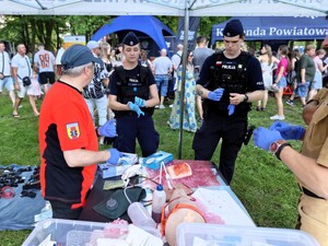 Policjanci podczas Akademii Ochrony Ludności i Obrony Cywilnej.