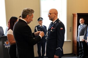 Powiatowe Obchody Święta Policji w Łasku.