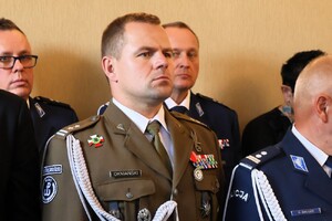 Powiatowe Obchody Święta Policji w Łasku.